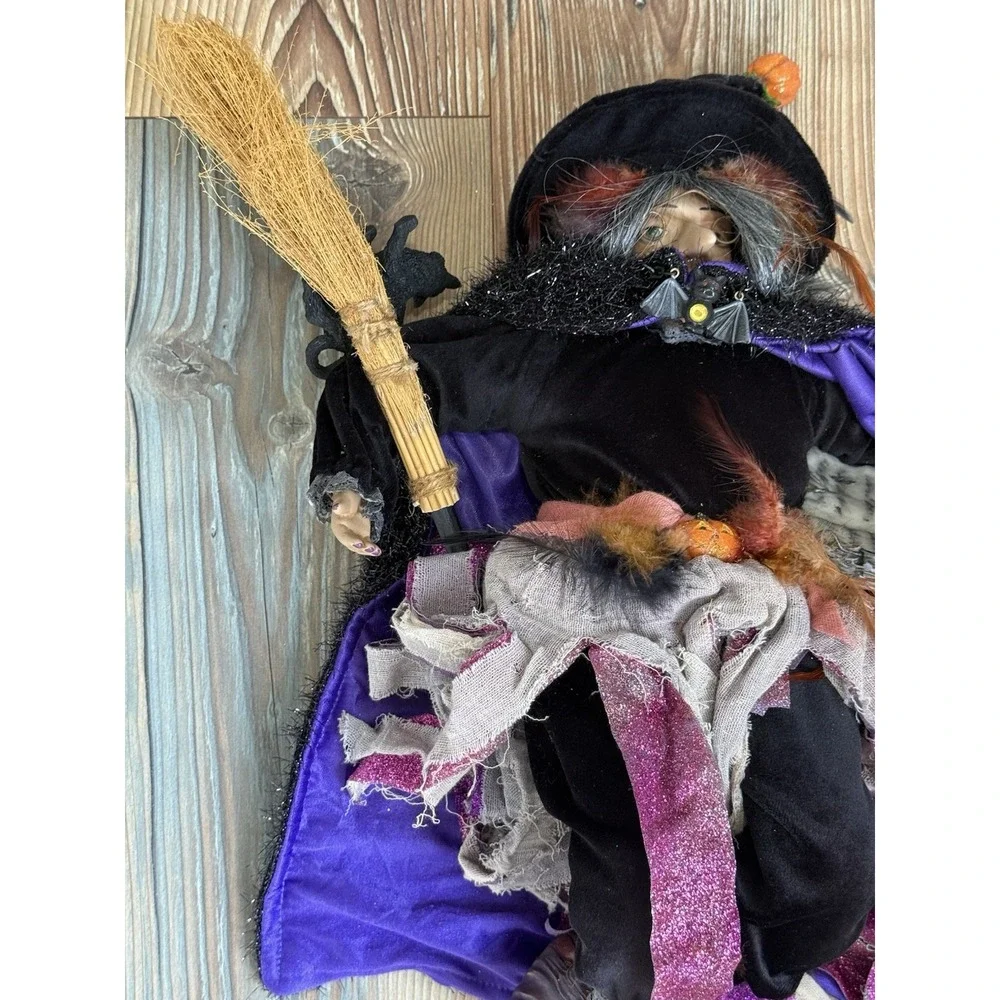 Adorable Witch w Bat chair, book of spells Cat,broomstick Poseable. 22